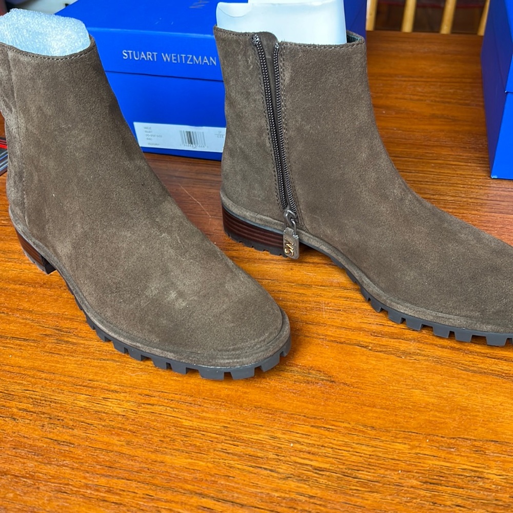 Stuart Weizmann Ankle Boots “Maelie”